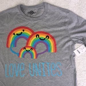 LOVE UNITES t-shirt pride month gay lgbtq+ NEW NWT men’s small unisex tee